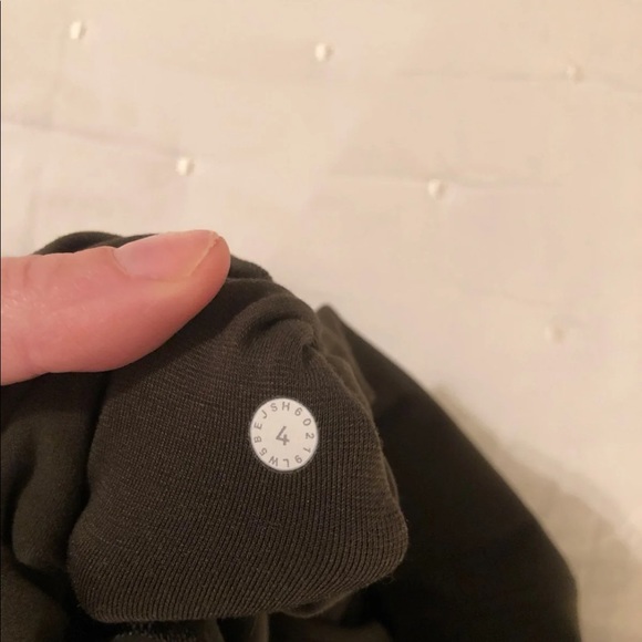 Align 25” Olive Legging - Picture 3 of 5